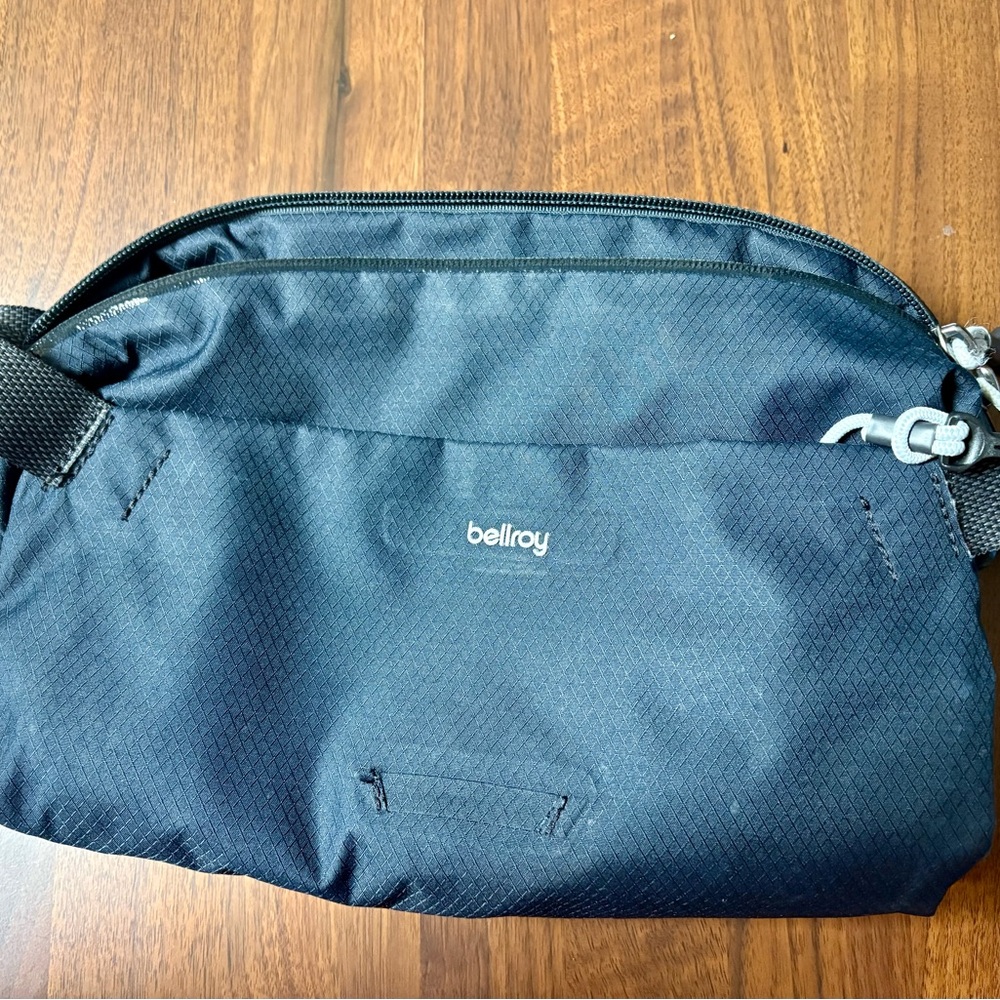 Bellroy Sling Bag - black